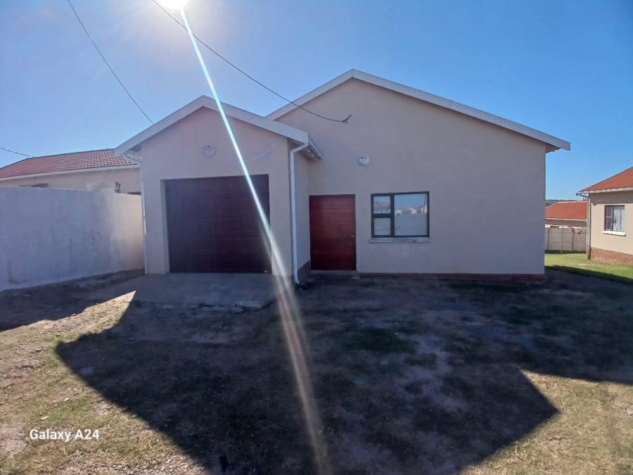 3 Bedroom Property for Sale in Graceland Eastern Cape